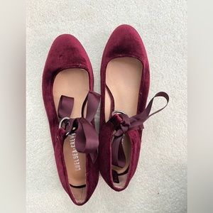 Velvet burgundy ballet flats with bow